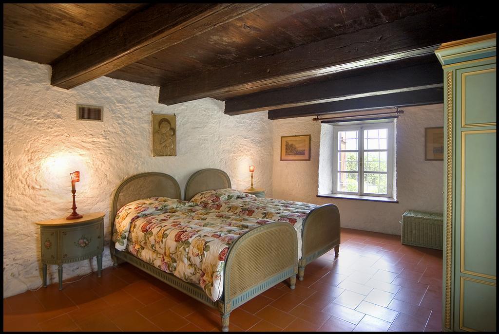 Bagnolo Piemonte Agriturismo Famiglia Al Castello Di Bagnolo חדר תמונה