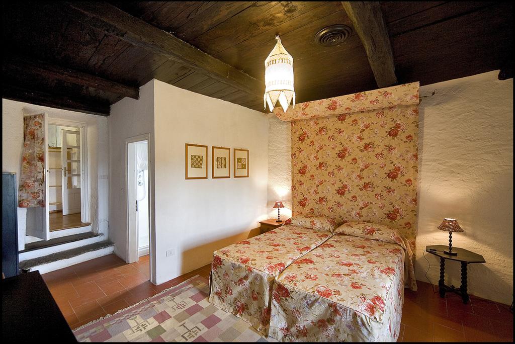 Bagnolo Piemonte Agriturismo Famiglia Al Castello Di Bagnolo חדר תמונה