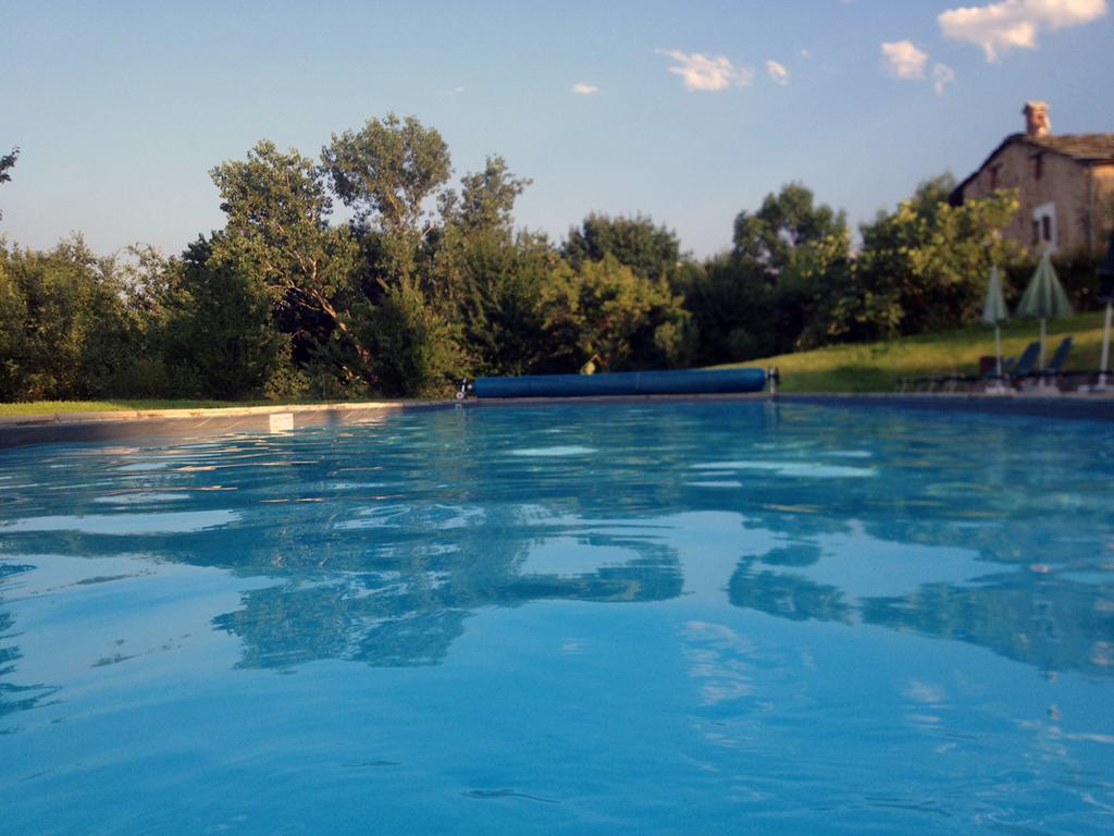 Bagnolo Piemonte Agriturismo Famiglia Al Castello Di Bagnolo מראה חיצוני תמונה