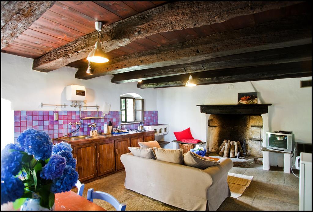 Bagnolo Piemonte Agriturismo Famiglia Al Castello Di Bagnolo חדר תמונה