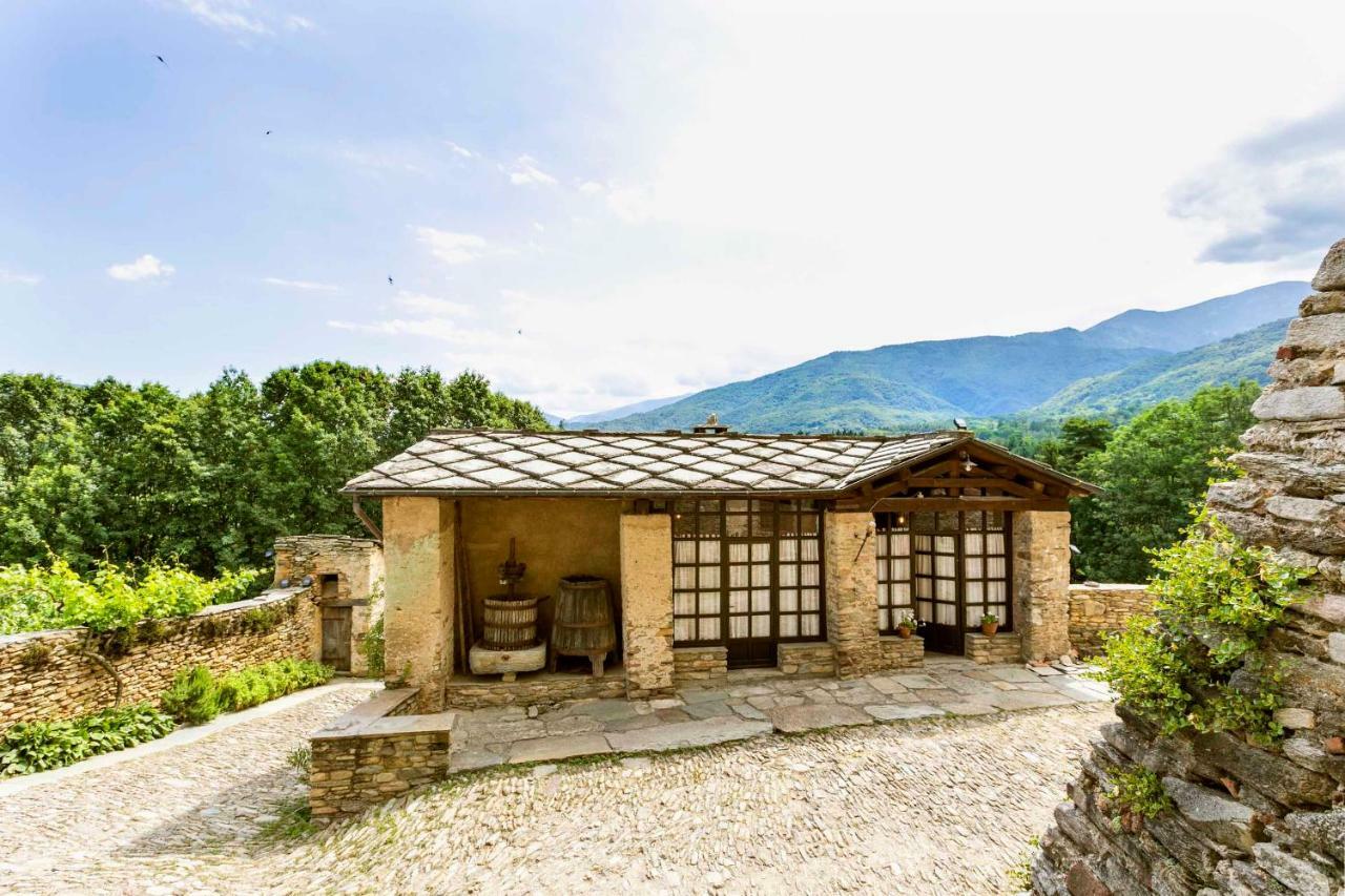 Bagnolo Piemonte Agriturismo Famiglia Al Castello Di Bagnolo מראה חיצוני תמונה