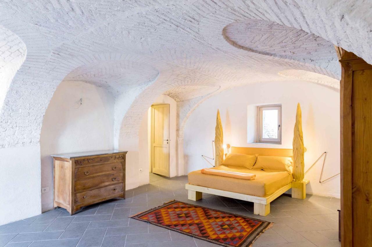 Bagnolo Piemonte Agriturismo Famiglia Al Castello Di Bagnolo מראה חיצוני תמונה